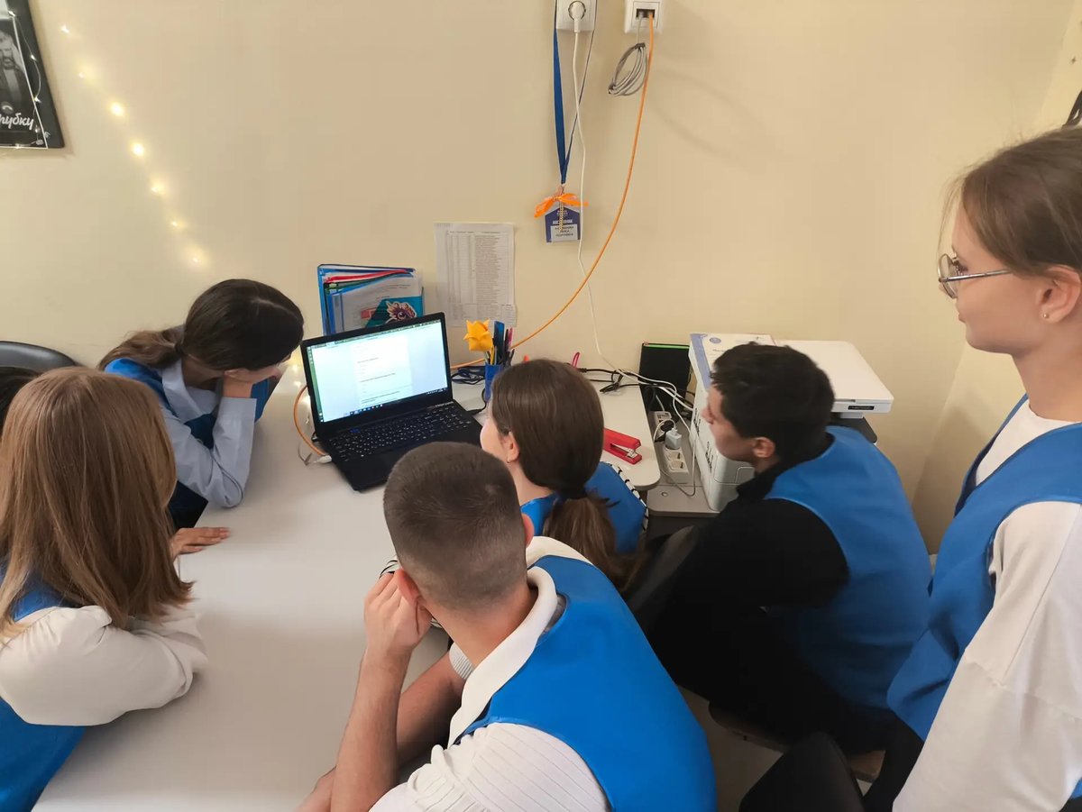 4 декабря юноновский отряд ЮИД "Сигнальные огоньки"